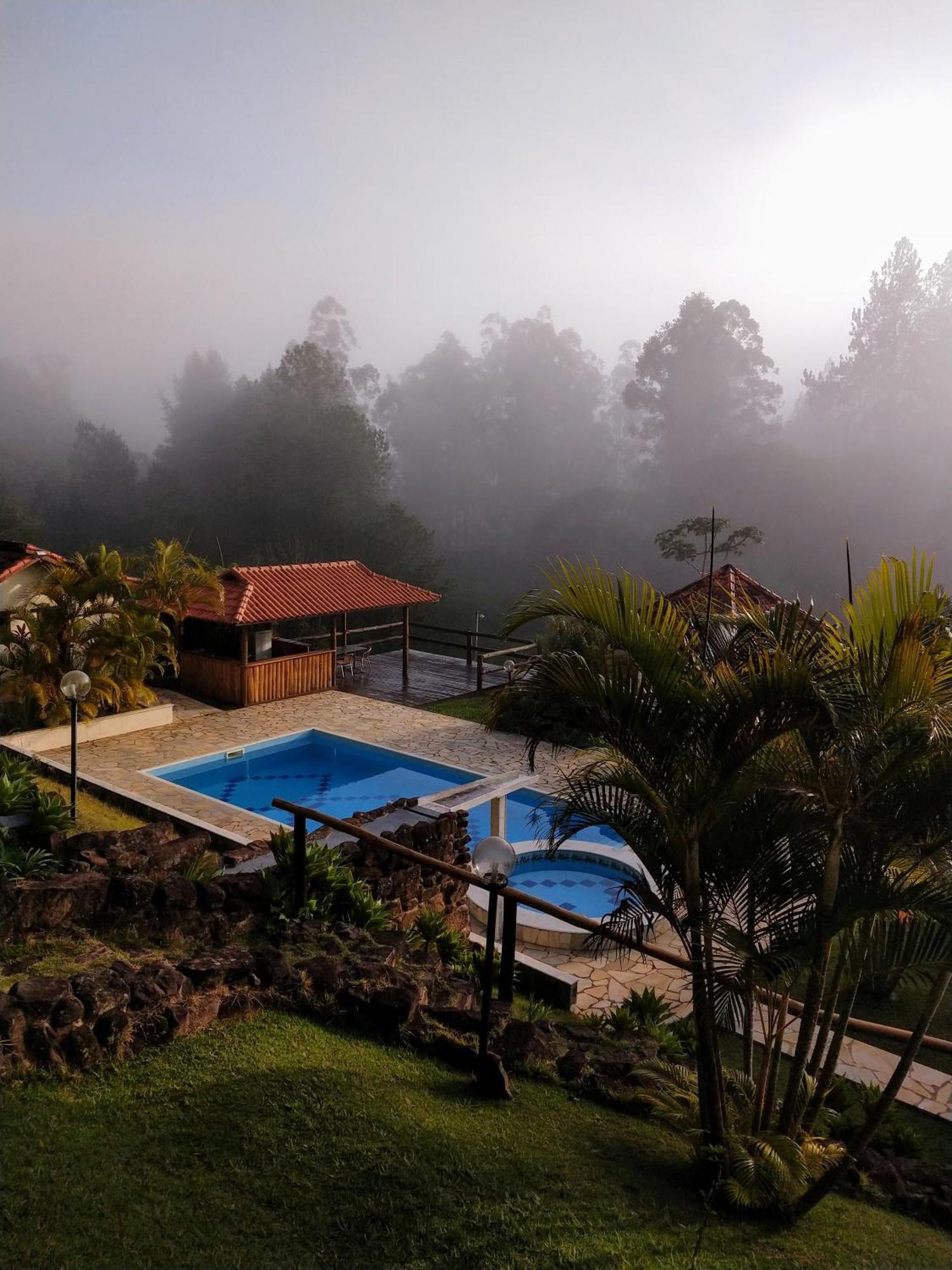 Pousada Colar De Ouro Cunha Luaran gambar