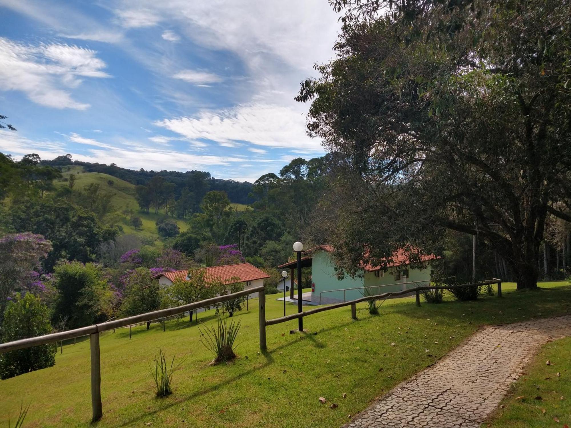 Pousada Colar De Ouro Cunha Luaran gambar